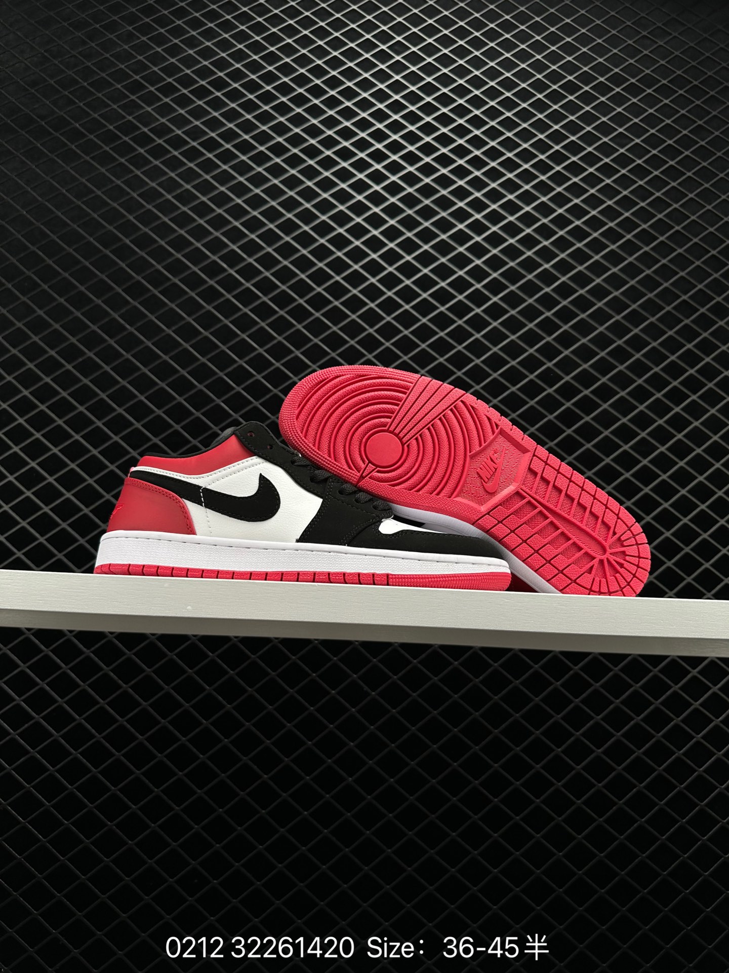 Air Jordan 1 Low “Black Toe”
